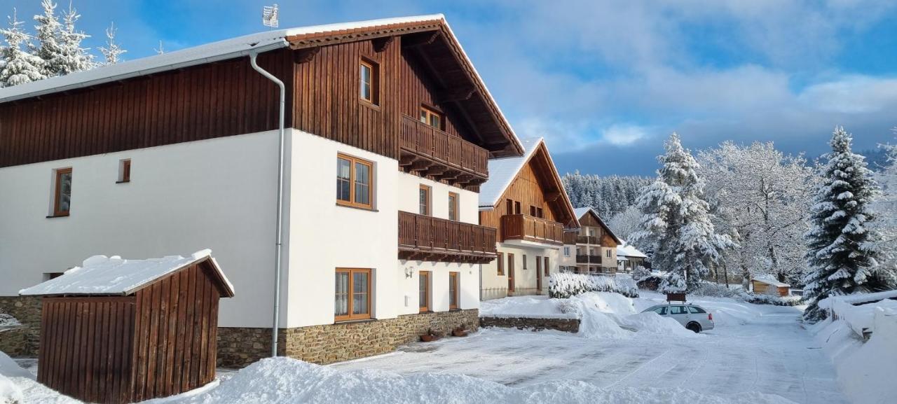 Pension Pek Кубова-Гуть Экстерьер фото
