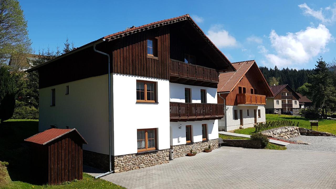 Pension Pek Кубова-Гуть Экстерьер фото