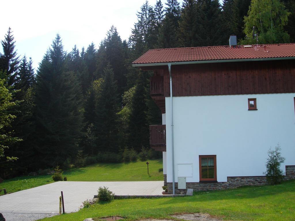 Pension Pek Кубова-Гуть Экстерьер фото