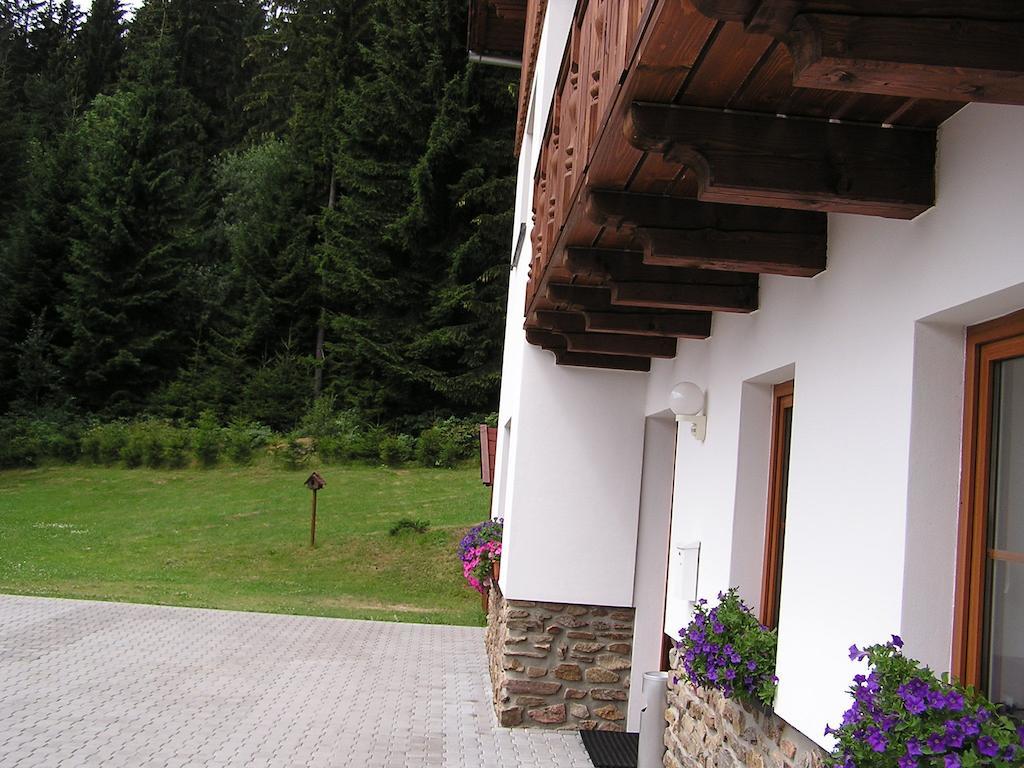 Pension Pek Кубова-Гуть Экстерьер фото
