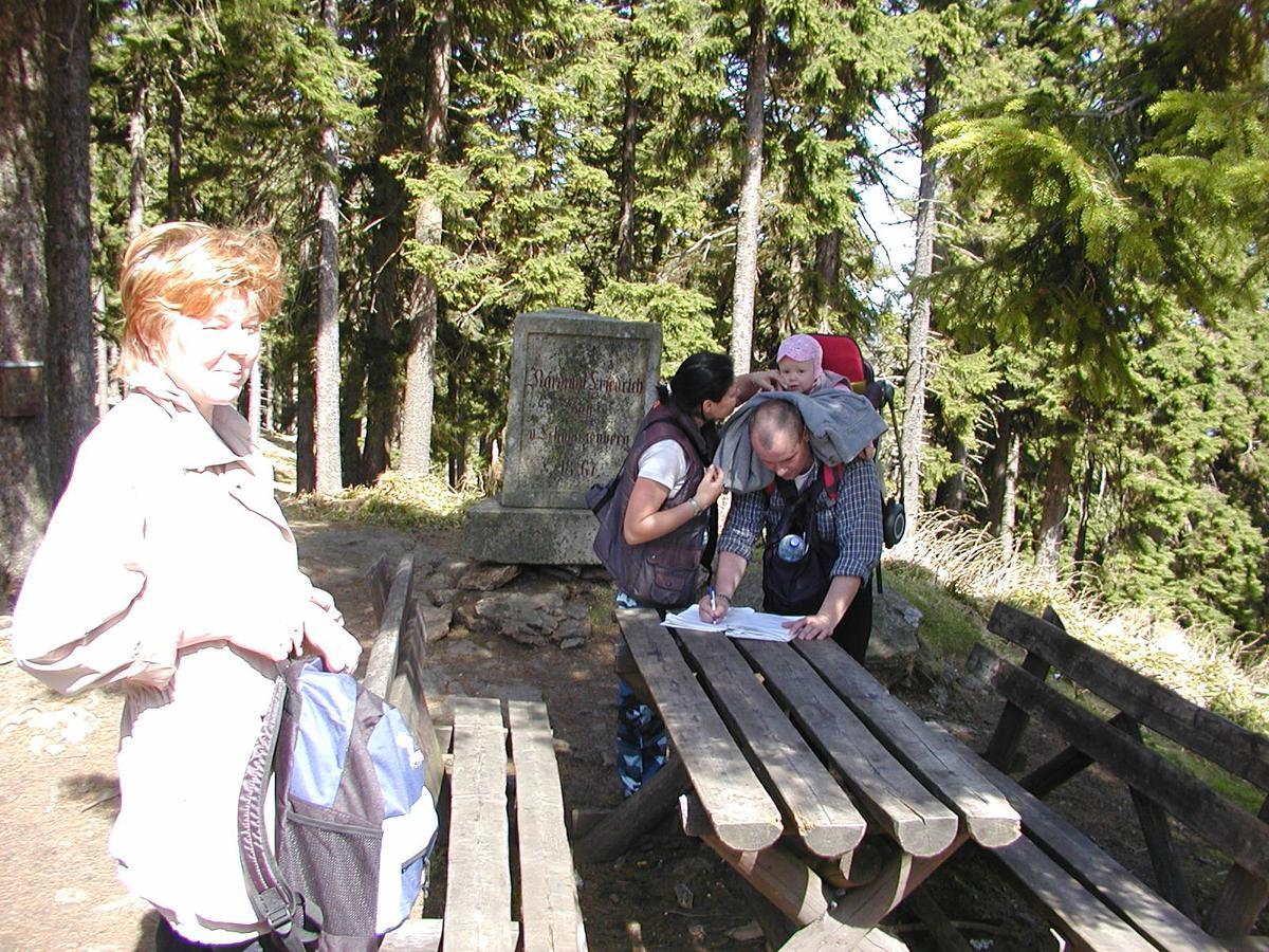 Pension Pek Кубова-Гуть Экстерьер фото